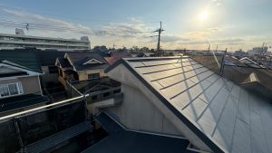 【茨木市】遮熱・断熱の効果に期待！屋根カバー工法/アイジー工業　スーパーガルテクト