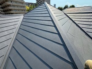 【茨木市】T様邸 数珠繋ぎでご紹介！大屋根 カバー工法で断熱！/ スーパーガルテクト